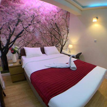 Barking Hotel Luaran gambar