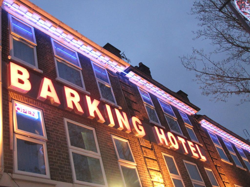 Barking Hotel Luaran gambar