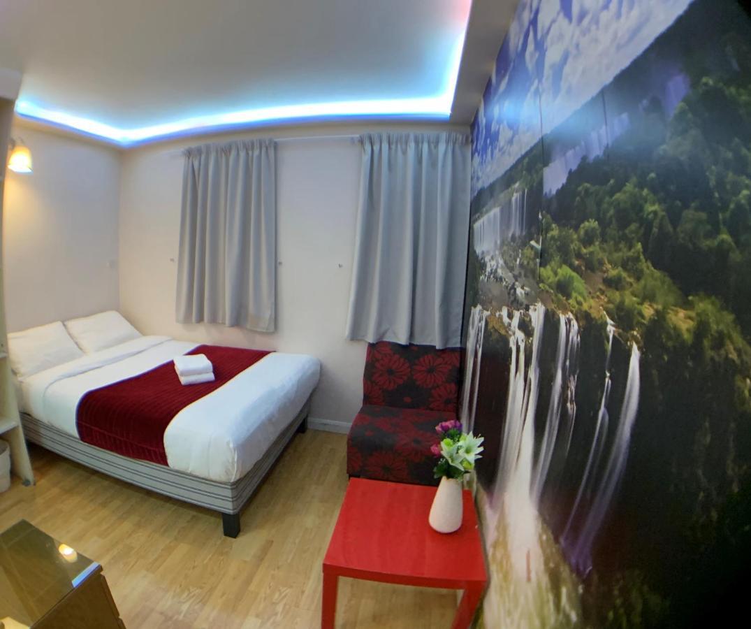 Barking Hotel Luaran gambar